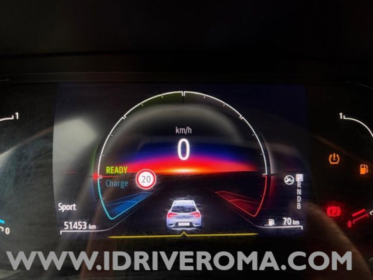 Renault Captur Full Hybrid E-Tech 145 CV Evolution (9)