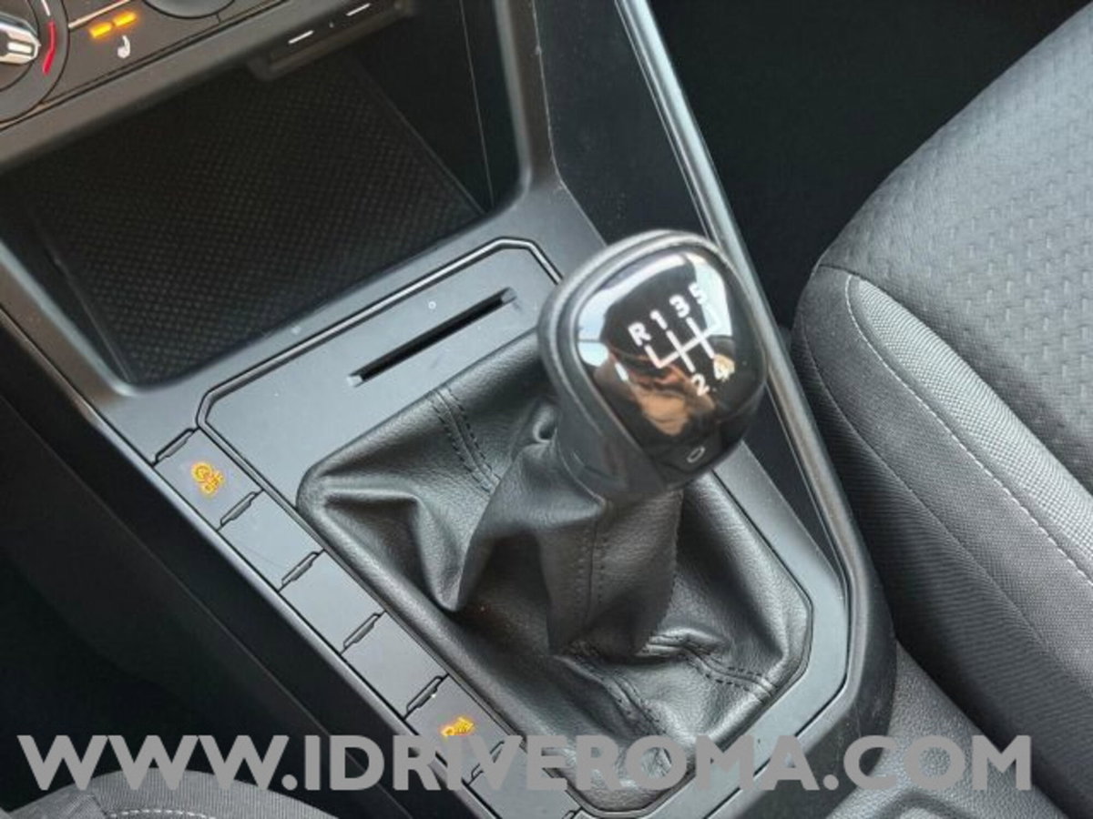 Volkswagen Taigo 1.0 tsi Edition 95cv (18)