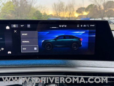 Peugeot 3008 1.2 hybrid GT Exclusive 145cv e-dcs6 (16)