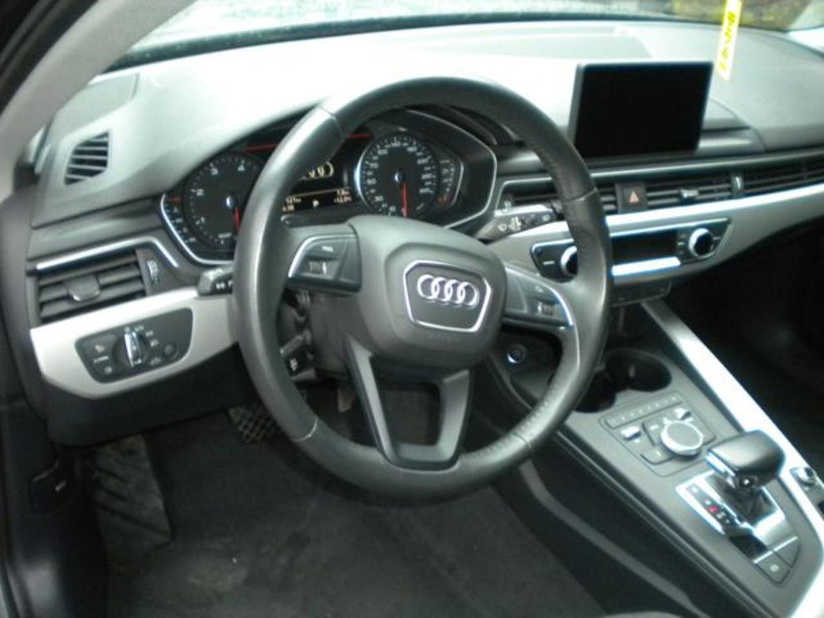 Audi A4 Avant 35 TDI S tronic Design (13)