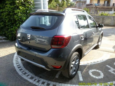Dacia Sandero Stepway 1.0 TCe 100 CV ECO-G Comfort (16)