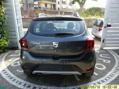 Dacia Sandero Stepway 1.0 TCe 100 CV ECO-G Comfort (5)