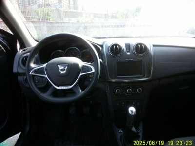 Dacia Sandero Stepway 1.0 TCe 100 CV ECO-G Comfort (8)