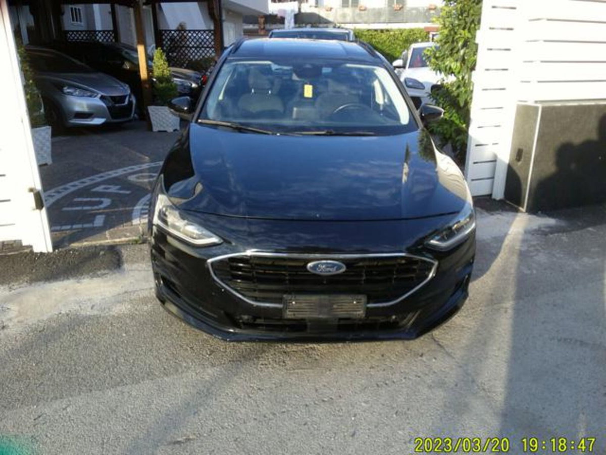 Ford Focus Station Wagon 1.5 EcoBlue 120 CV SW Business (16)