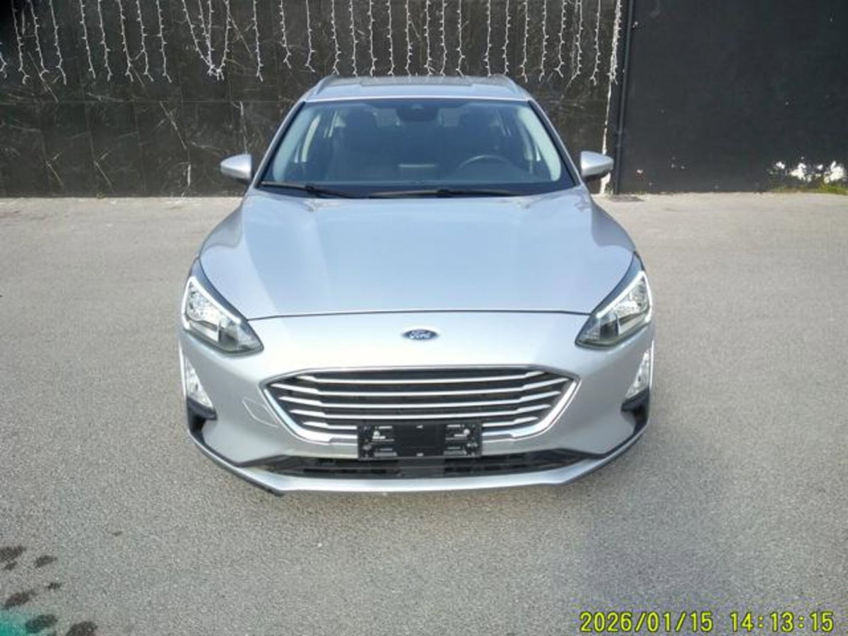 Ford Focus Station Wagon 1.5 EcoBlue 120 CV automatico SW Business (14)