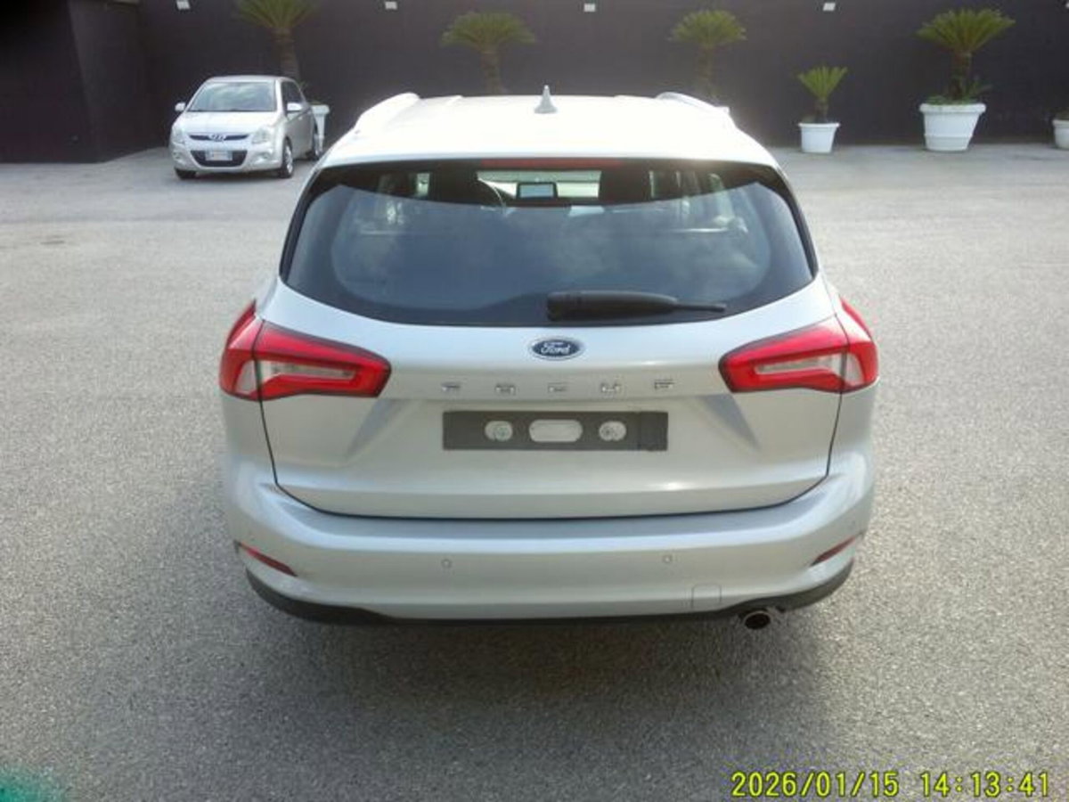 Ford Focus Station Wagon 1.5 EcoBlue 120 CV automatico SW Business (17)