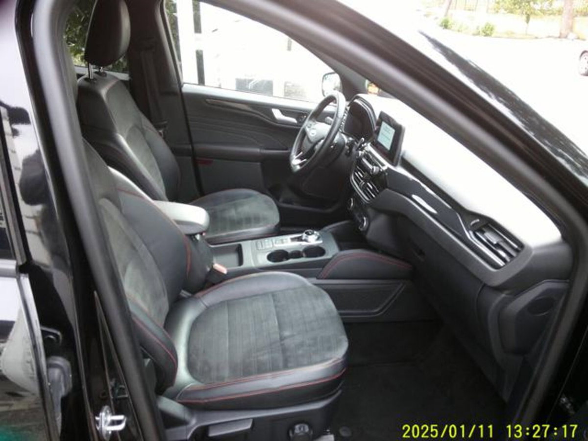 Ford Kuga 1.5 EcoBlue 120 CV 2WD ST-Line (15)