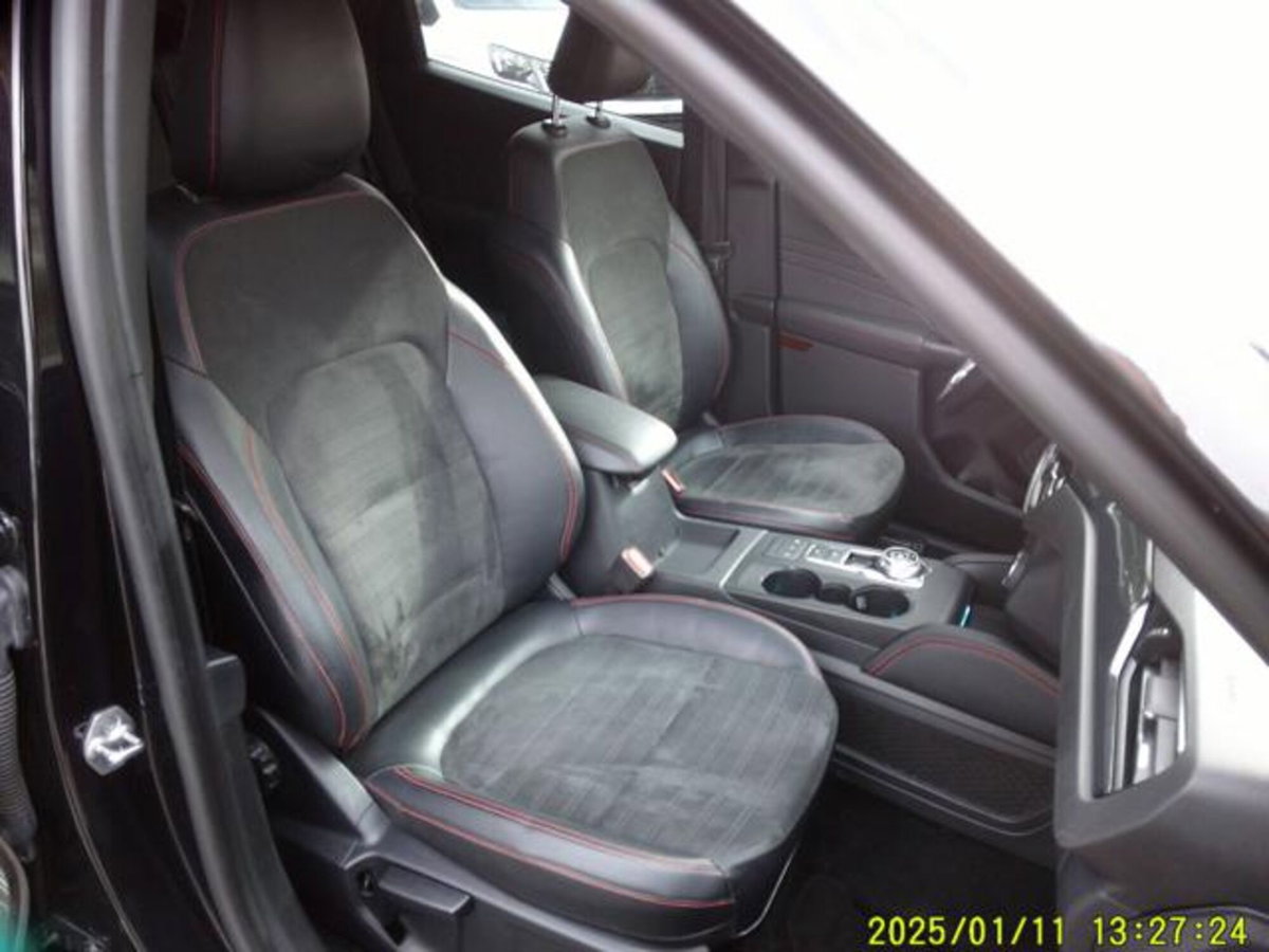 Ford Kuga 1.5 EcoBlue 120 CV 2WD ST-Line (16)