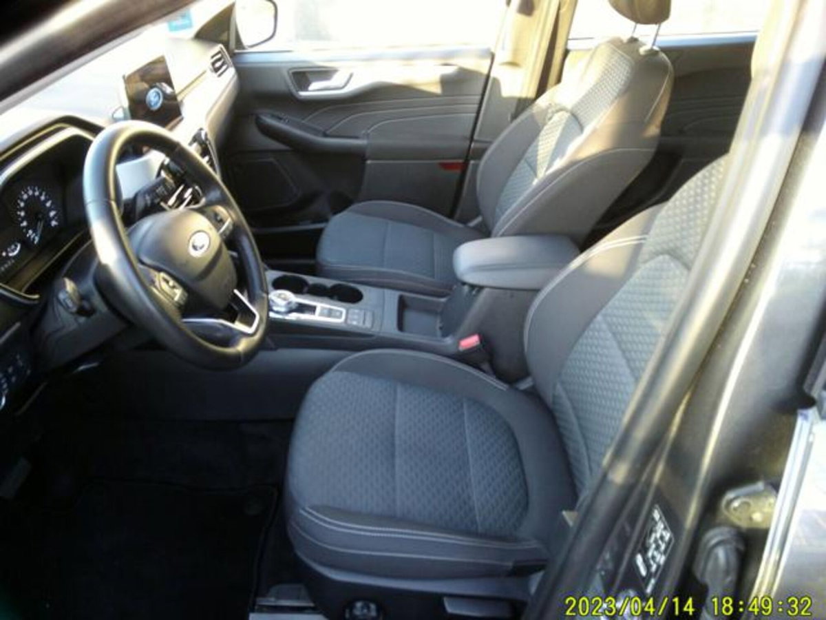 Ford Kuga 1.5 EcoBlue 120 CV 2WD Titanium (15)