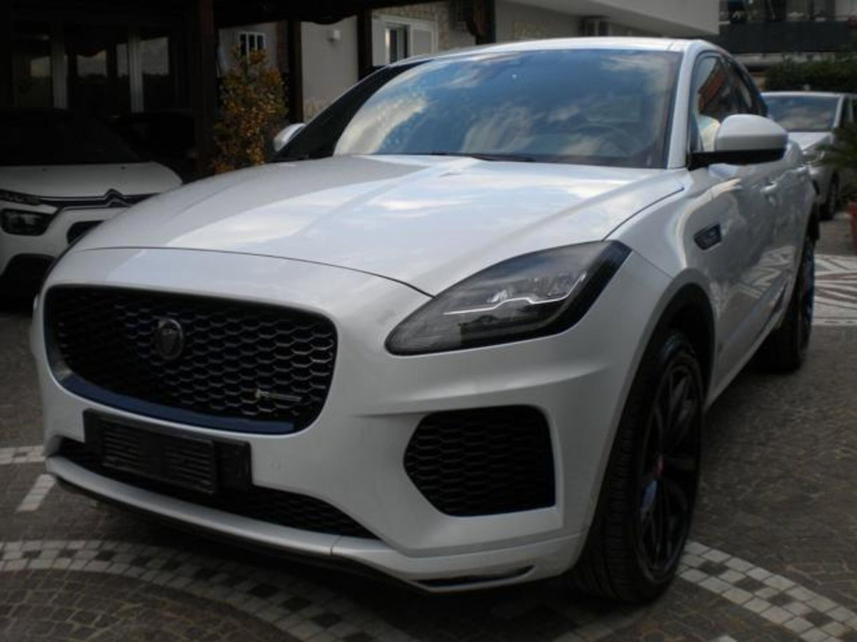 Jaguar E-Pace 2.0D 180 CV AWD aut. R-Dynamic HSE (19)