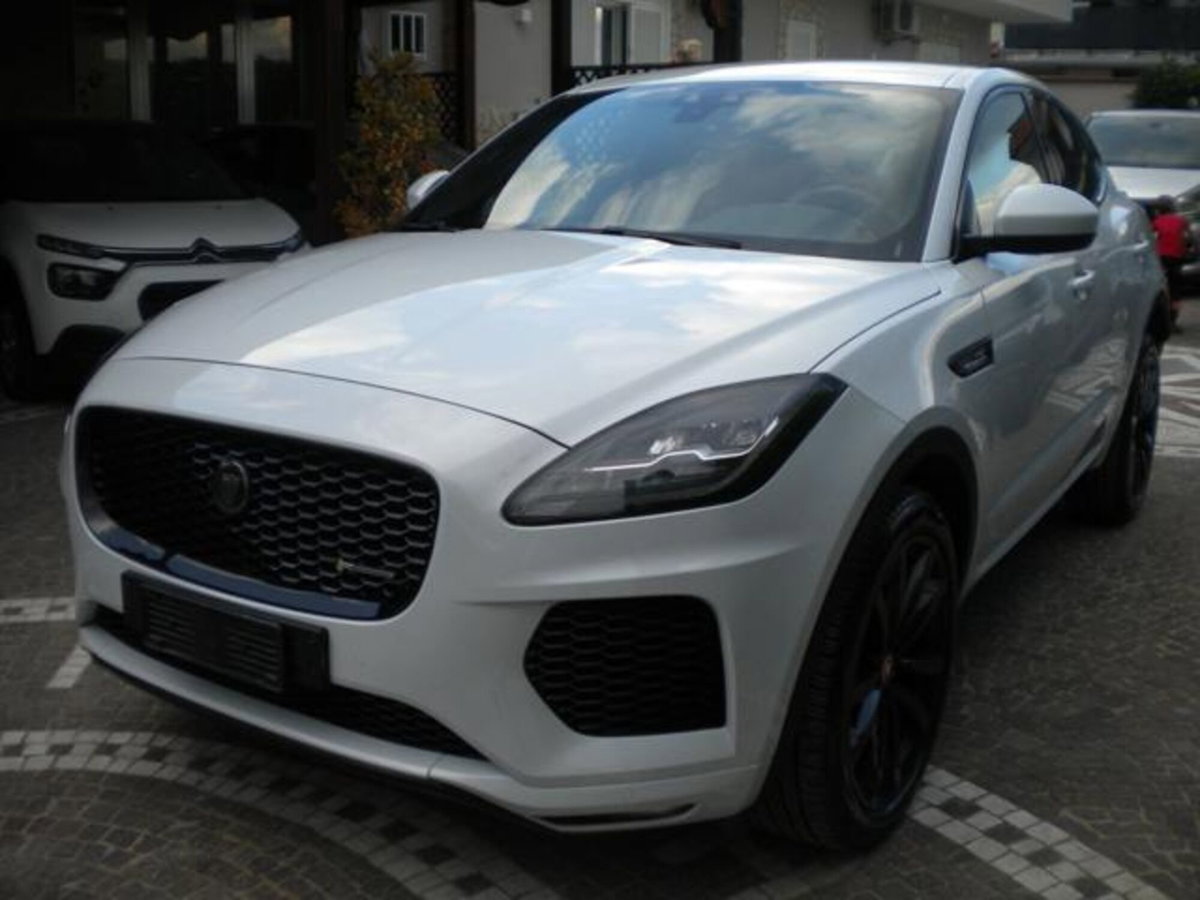 Jaguar E-Pace 2.0D 180 CV AWD aut. R-Dynamic HSE (3)