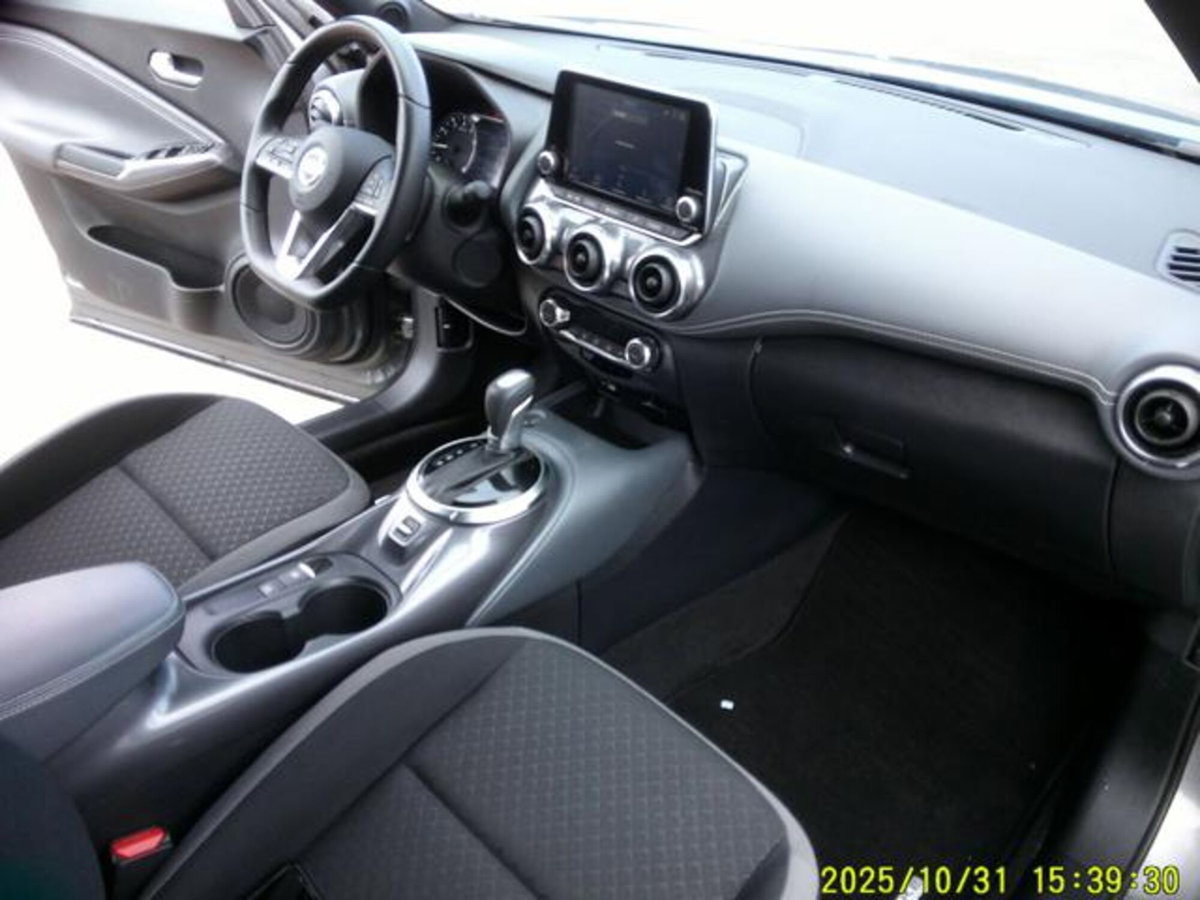 Nissan Juke 1.0 dig-t N-Connecta 114cv dct (11)