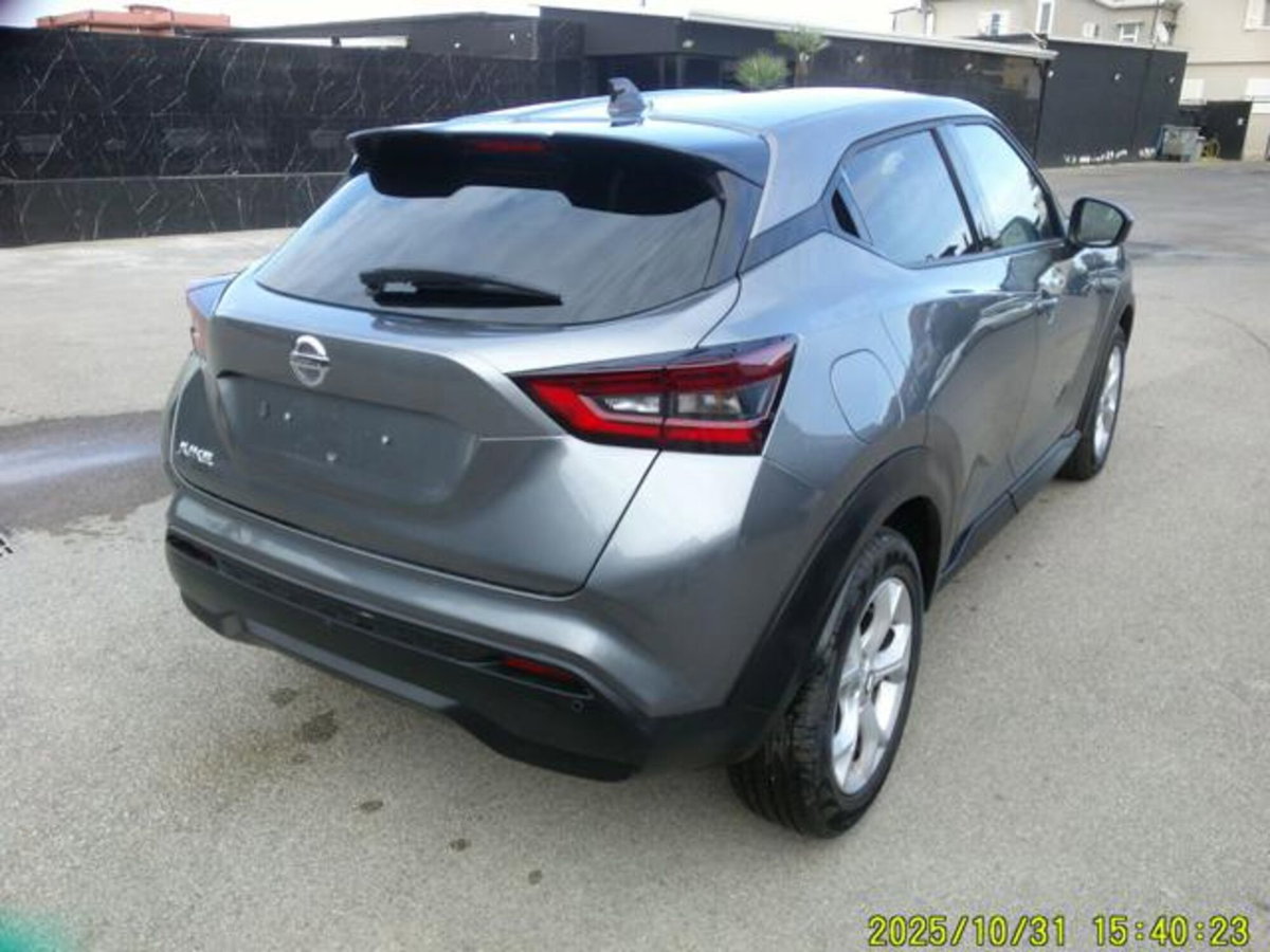 Nissan Juke 1.0 dig-t N-Connecta 114cv dct (17)