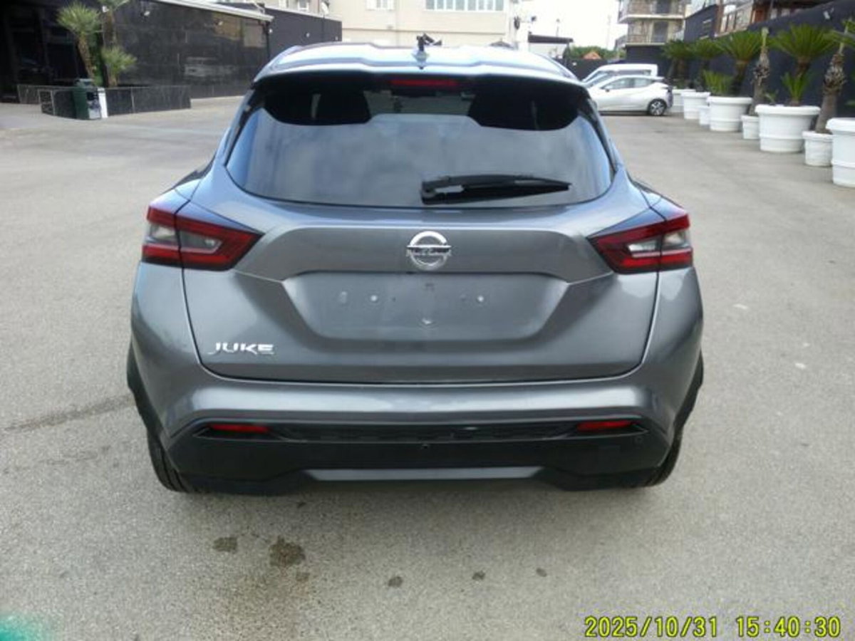 Nissan Juke 1.0 dig-t N-Connecta 114cv dct (18)