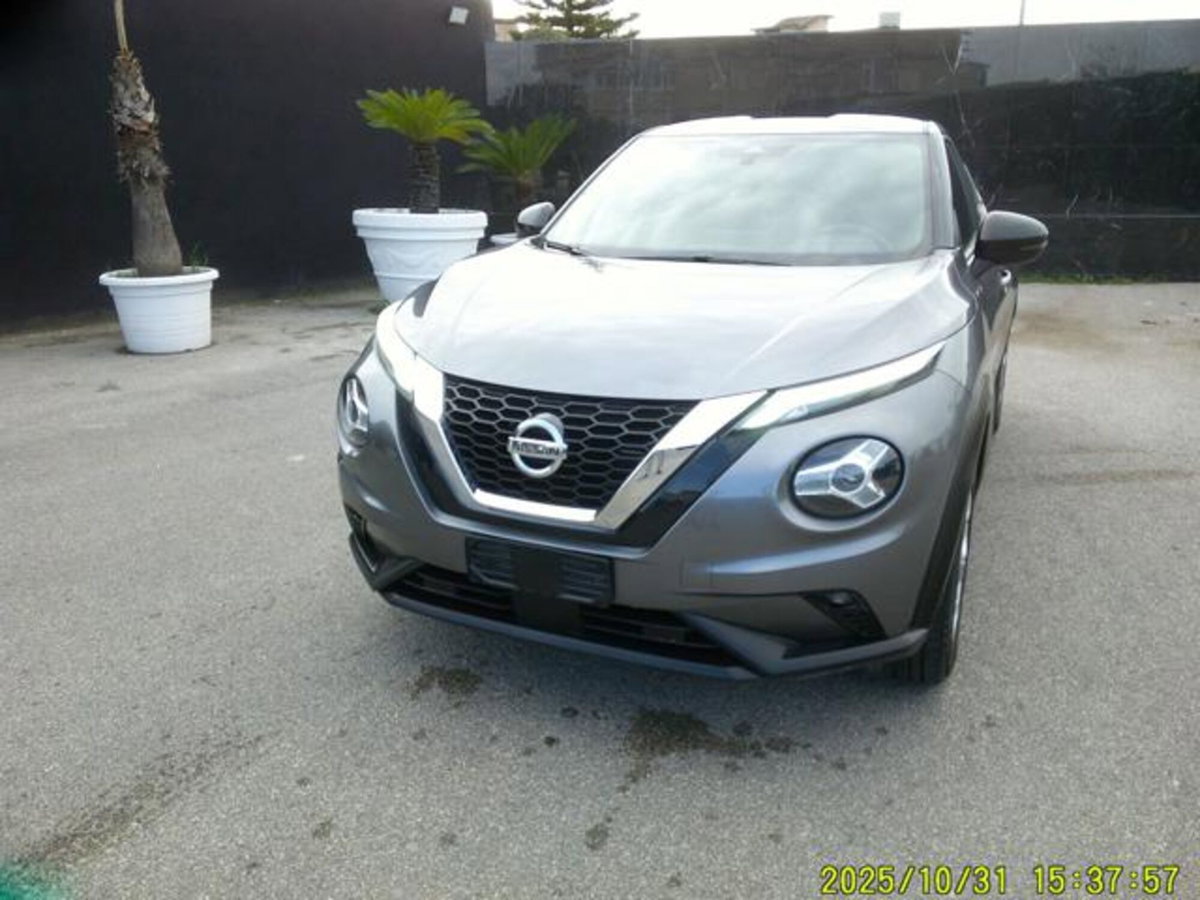 Nissan Juke 1.0 dig-t N-Connecta 114cv dct (2)