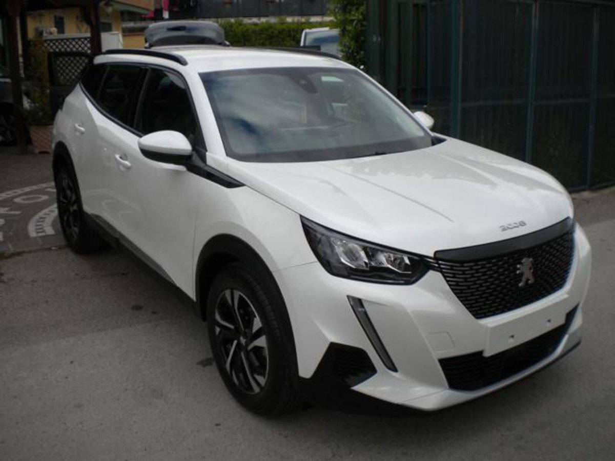 Peugeot 2008 1.2 puretech Allure s&s 100cv (14)