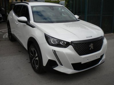 Peugeot 2008 1.2 puretech Allure s&s 100cv (15)