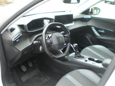 Peugeot 2008 1.2 puretech Allure s&s 100cv (3)
