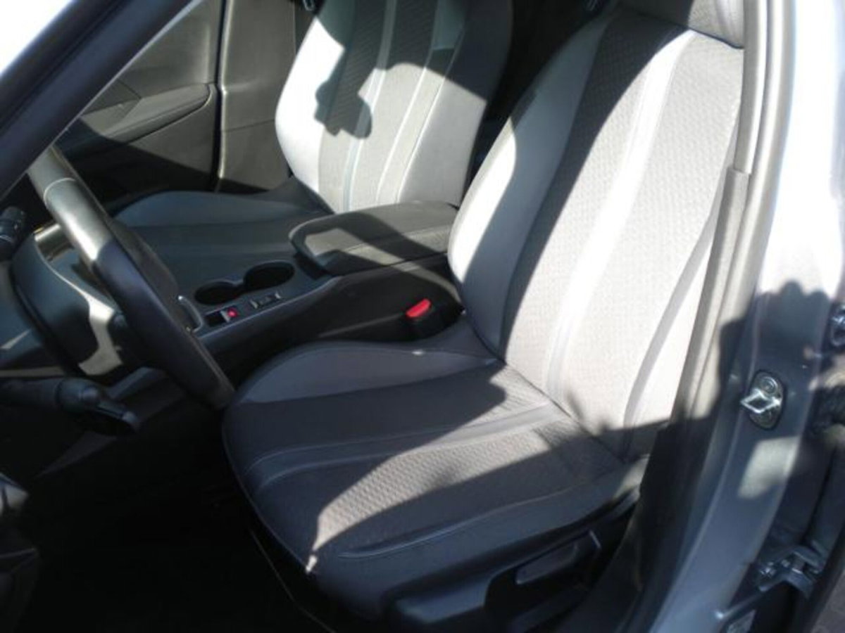 Peugeot 2008 1.2 puretech Allure s&s 100cv (8)