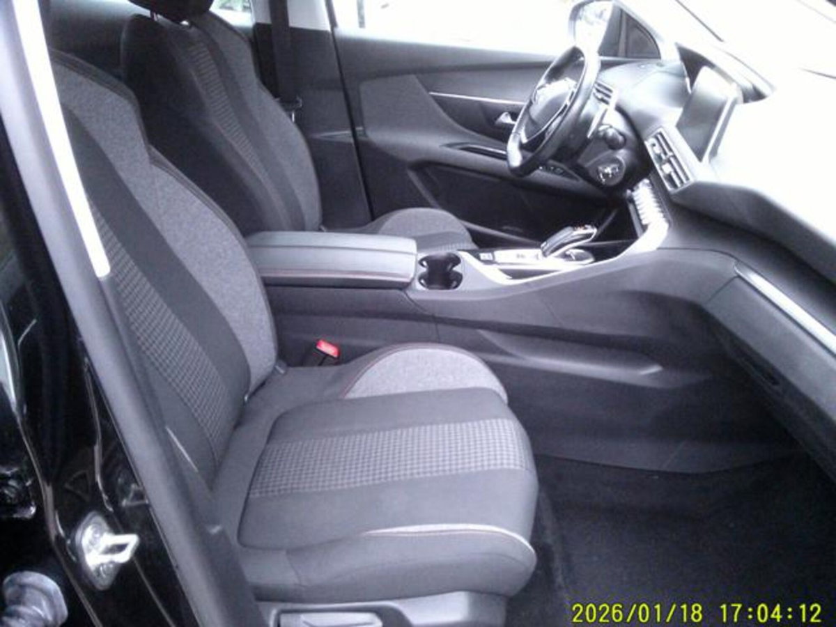 Peugeot 3008 BlueHDi 130 S&S EAT8 Allure Pack (12)