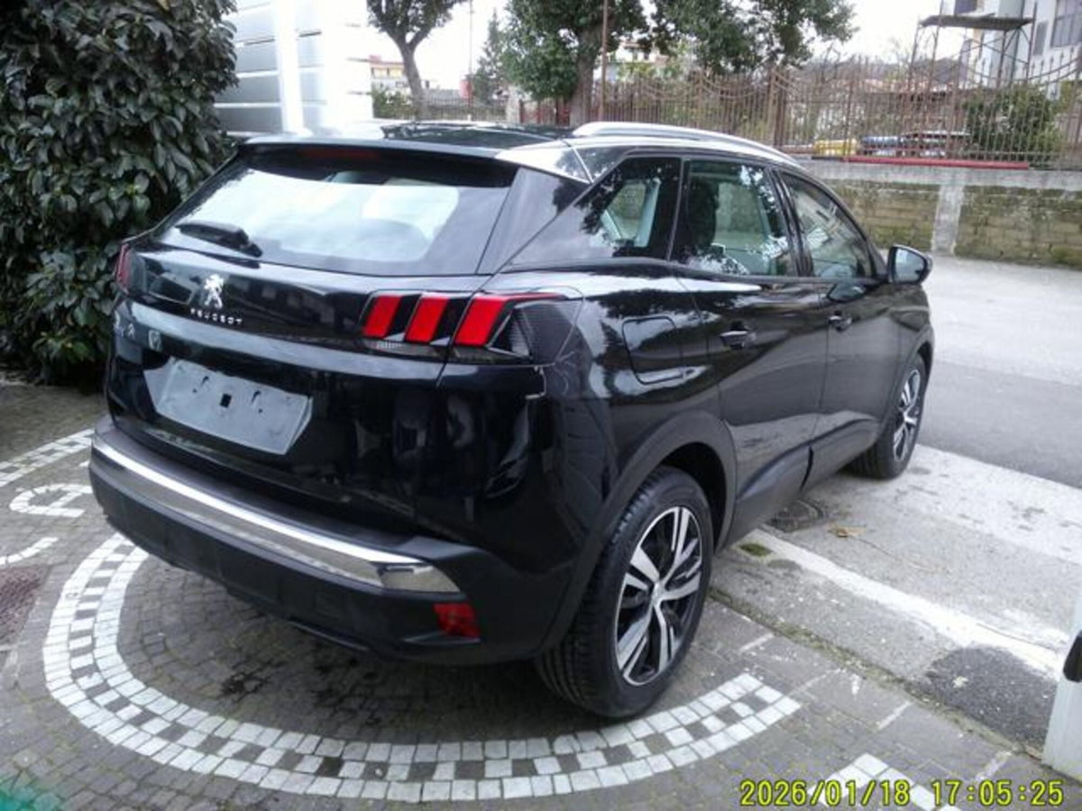 Peugeot 3008 BlueHDi 130 S&S EAT8 Allure Pack (18)