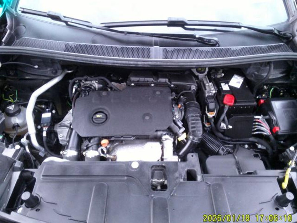 Peugeot 3008 BlueHDi 130 S&S EAT8 Allure Pack (20)