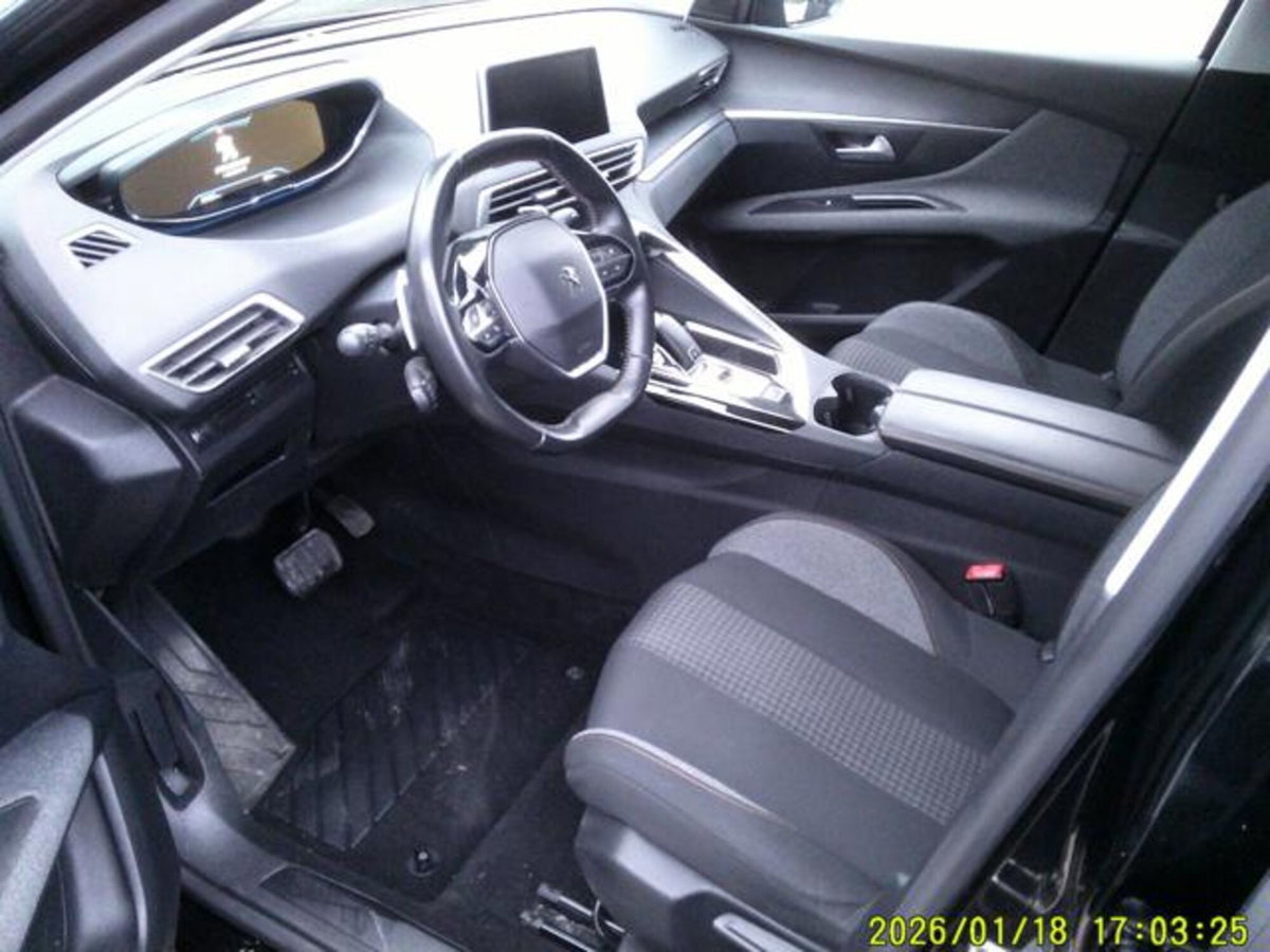 Peugeot 3008 BlueHDi 130 S&S EAT8 Allure Pack (7)