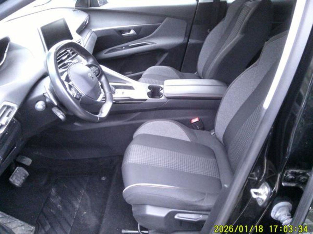 Peugeot 3008 BlueHDi 130 S&S EAT8 Allure Pack (8)