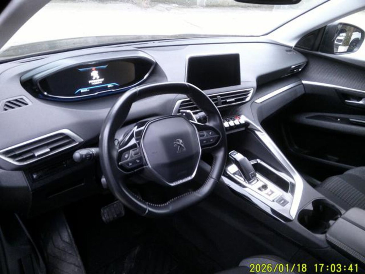 Peugeot 3008 BlueHDi 130 S&S EAT8 Allure Pack (9)