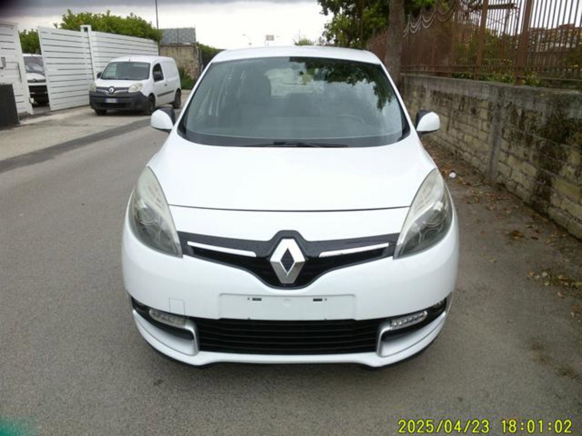 Renault Scenic E-Tech Electric 1.5 dCi 110CV EDC Energy (13)