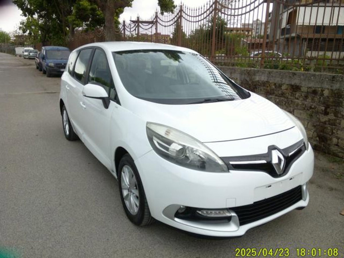 Renault Scenic E-Tech Electric 1.5 dCi 110CV EDC Energy (14)