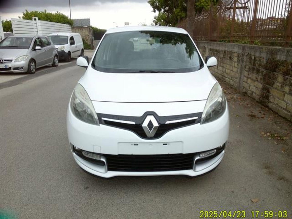 Renault Scenic E-Tech Electric 1.5 dCi 110CV EDC Energy (2)