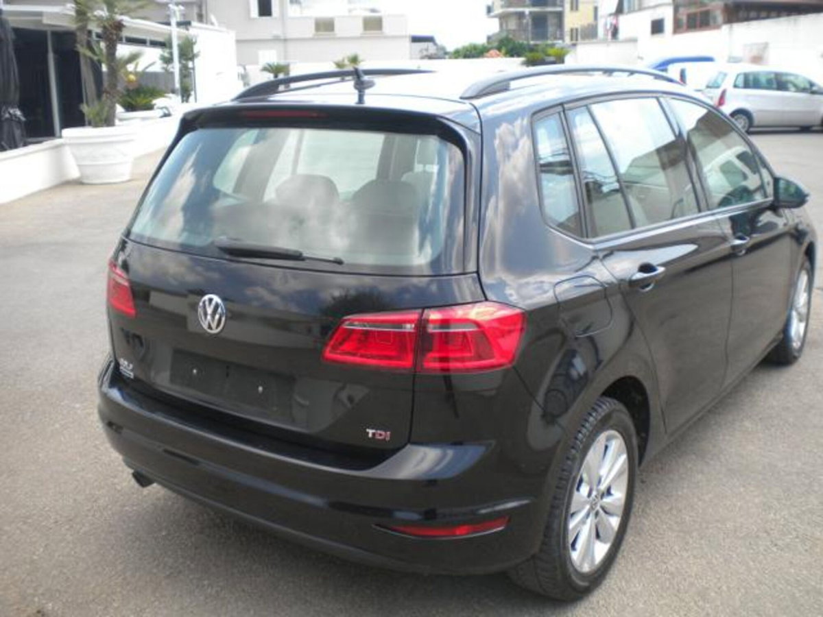 Volkswagen Golf Sportsvan 1.6 TDI 115CV DSG Business BlueMotion Tech. (4)