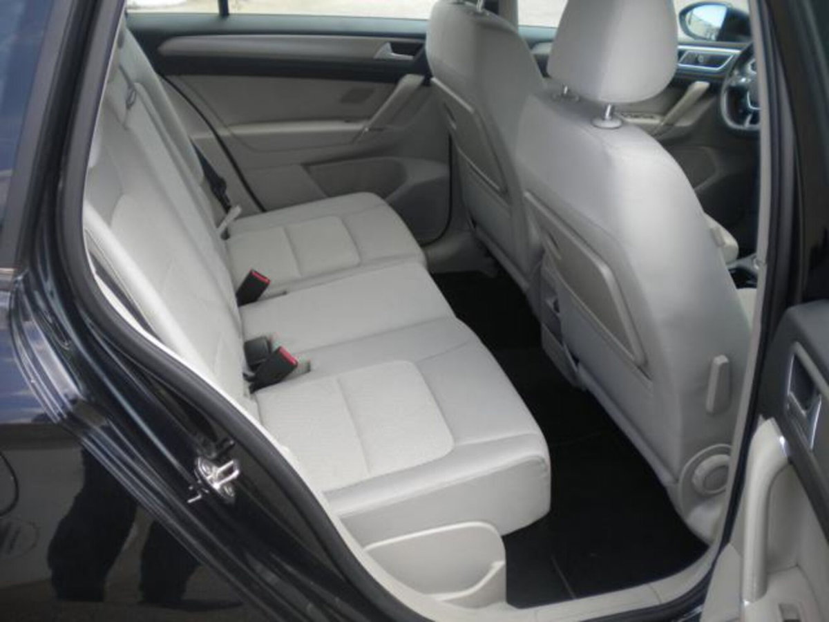 Volkswagen Golf Sportsvan 1.6 TDI 115CV DSG Business BlueMotion Tech. (8)