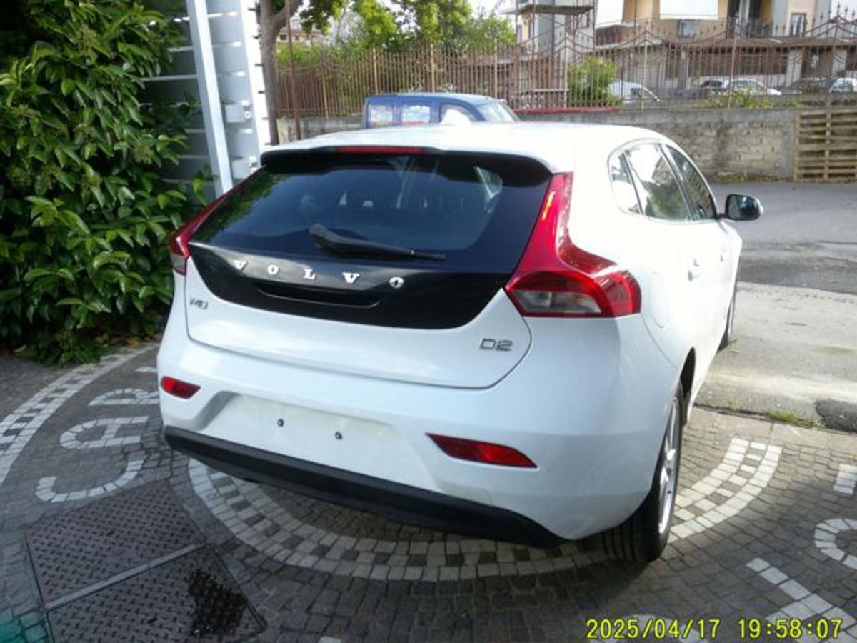 Volvo V40 D2 (11)