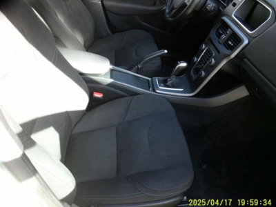 Volvo V40 D2 (19)