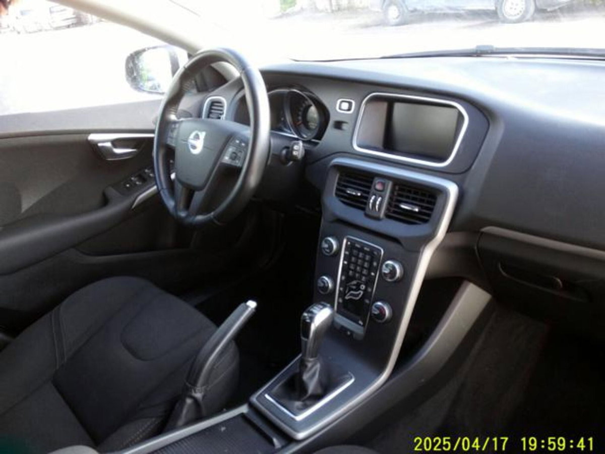 Volvo V40 D2 (20)