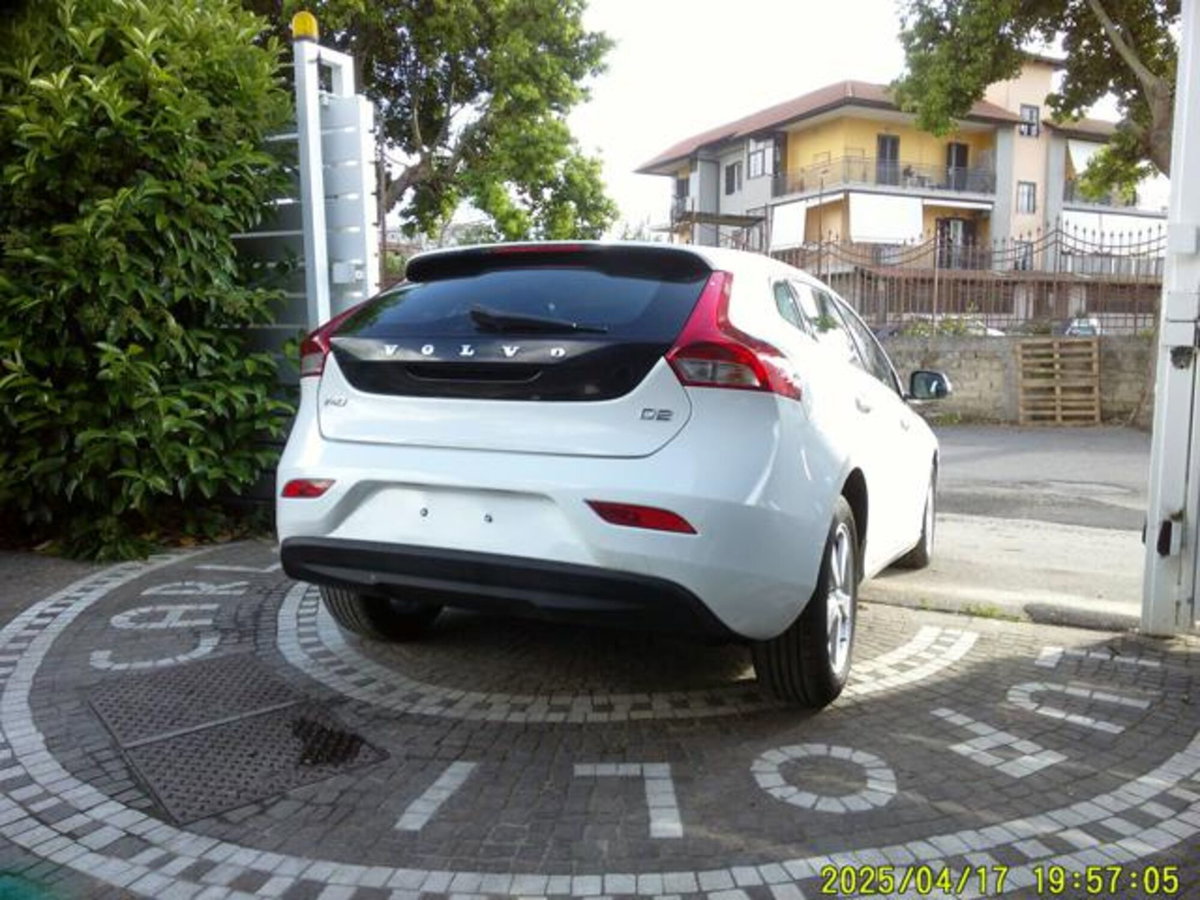 Volvo V40 D2 (4)