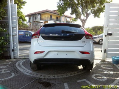 Volvo V40 D2 (5)
