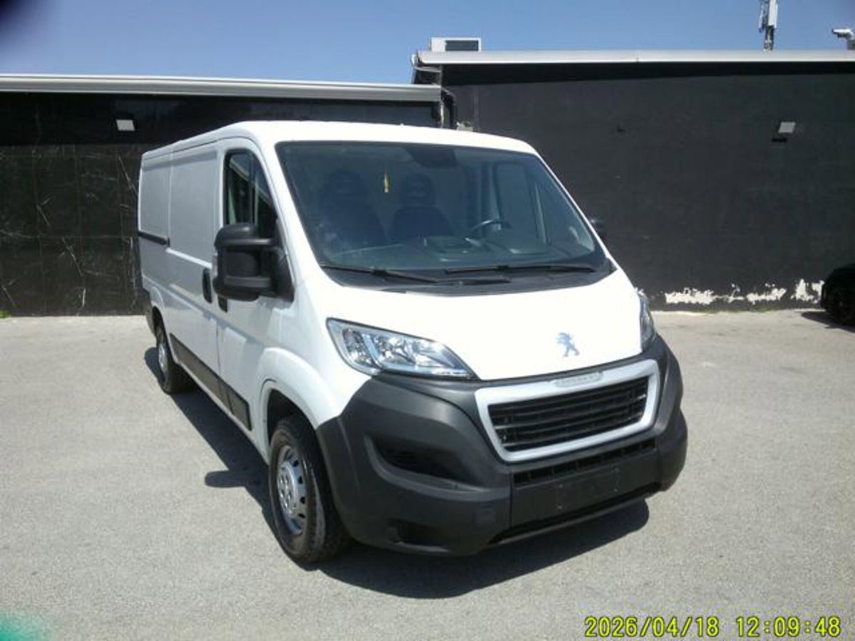 Peugeot Boxer 35 cassone fisso d.cab L3 2.2 diesel 140cv S&S (3)