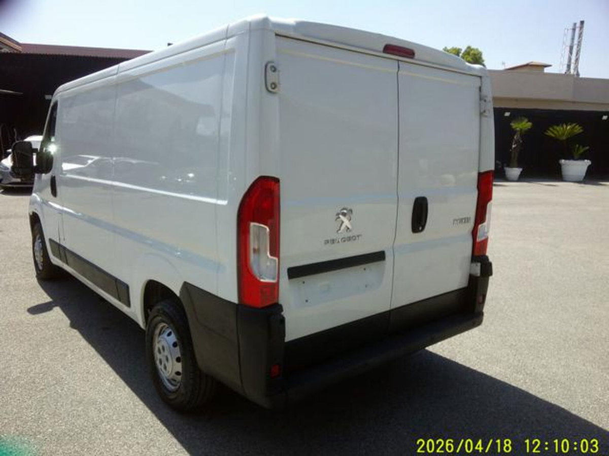 Peugeot Boxer 35 cassone fisso d.cab L3 2.2 diesel 140cv S&S (4)