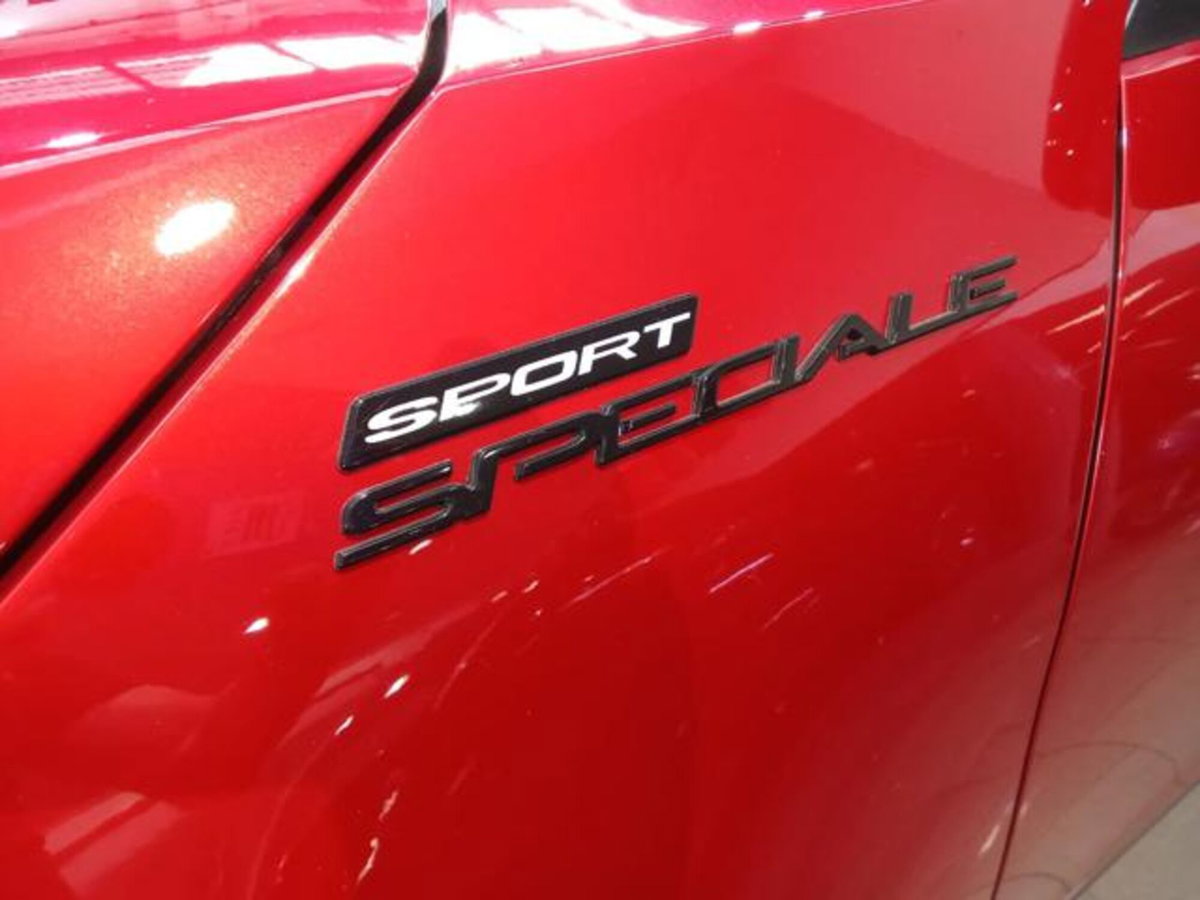 Alfa Romeo Junior 1.2 ibrida Sport Speciale 145cv edct6 (4)