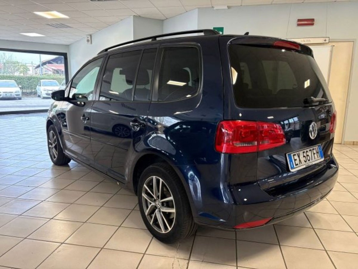 Volkswagen Touran 1.6 TDI DSG Comfortline (6)