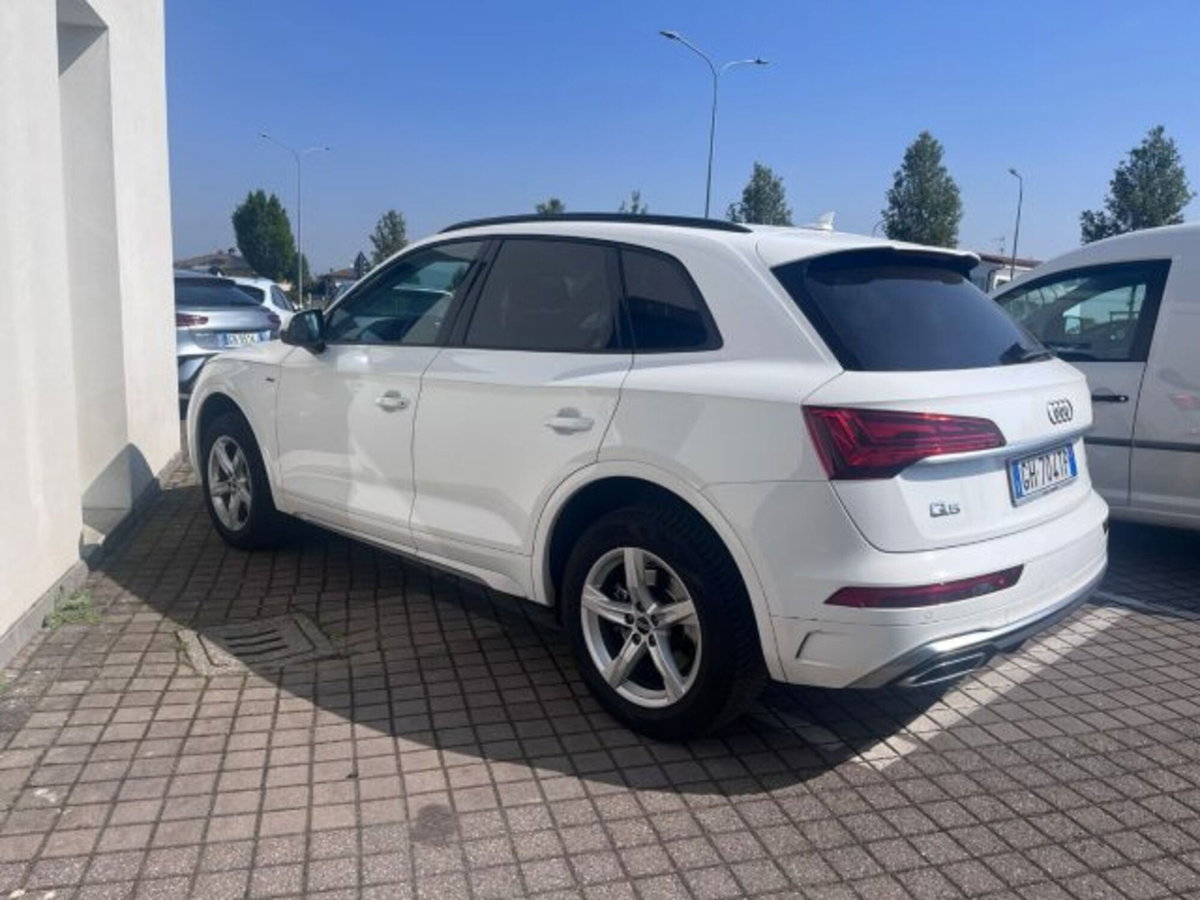 Audi Q5 40 TDI 204 CV quattro S tronic S line plus (2)