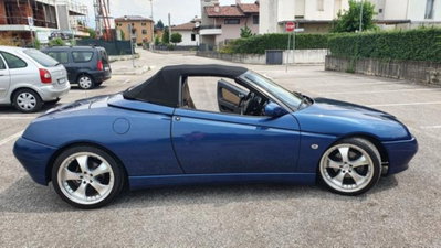 Alfa Romeo Spider 3.0i V6 cat (2)