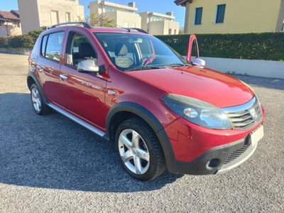 Dacia Sandero Stepway 1.6 8V 90CV (2)