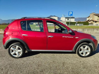 Dacia Sandero Stepway 1.6 8V 90CV (3)