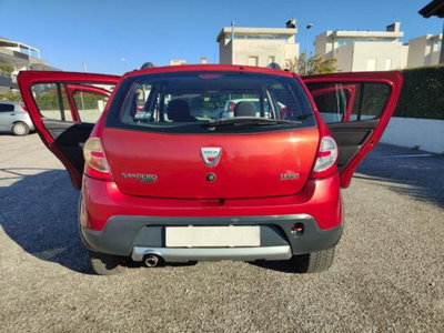 Dacia Sandero Stepway 1.6 8V 90CV (6)