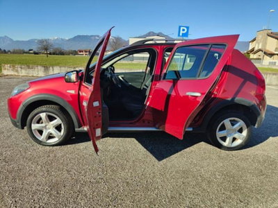 Dacia Sandero Stepway 1.6 8V 90CV (8)