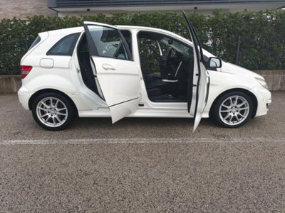 Mercedes-Benz Classe B 180 CDI Executive (17)